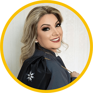 Dra. Kelly Cristina Lopes